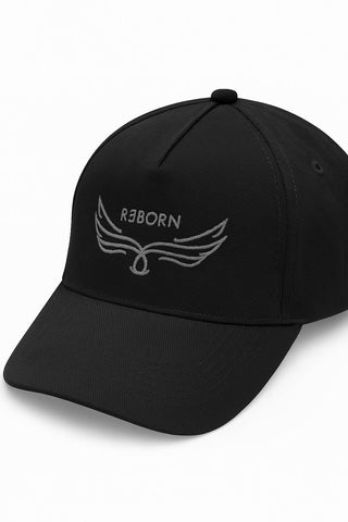cappello nero con scritta grigia reborn